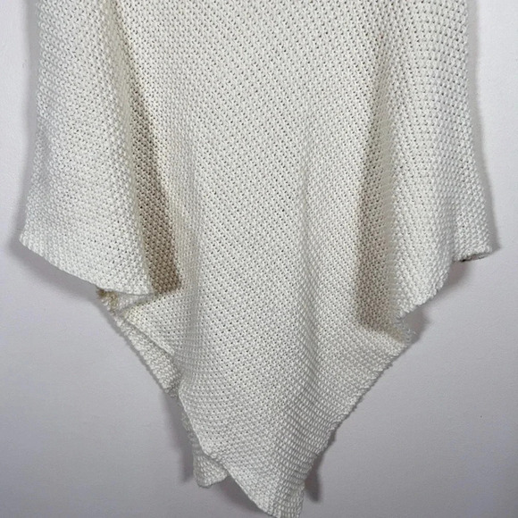 COCOGIÒ |  TURTLENECK SWEATER PONCHO - Picture 4 of 11